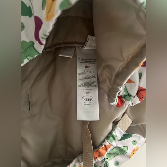 Boppy Shopping Cover Veggie Print w/ Carrot Toy - Picture 3 of 3